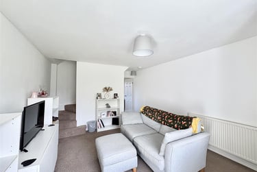 2 bed house, White Furrows, Netherfield, Nottingham, NG123LE - Image 4